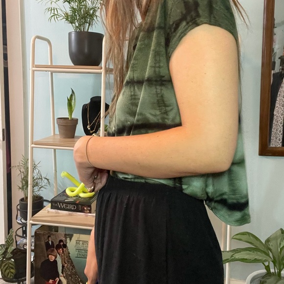 Green Tie Dye Top - Picture 4 of 12